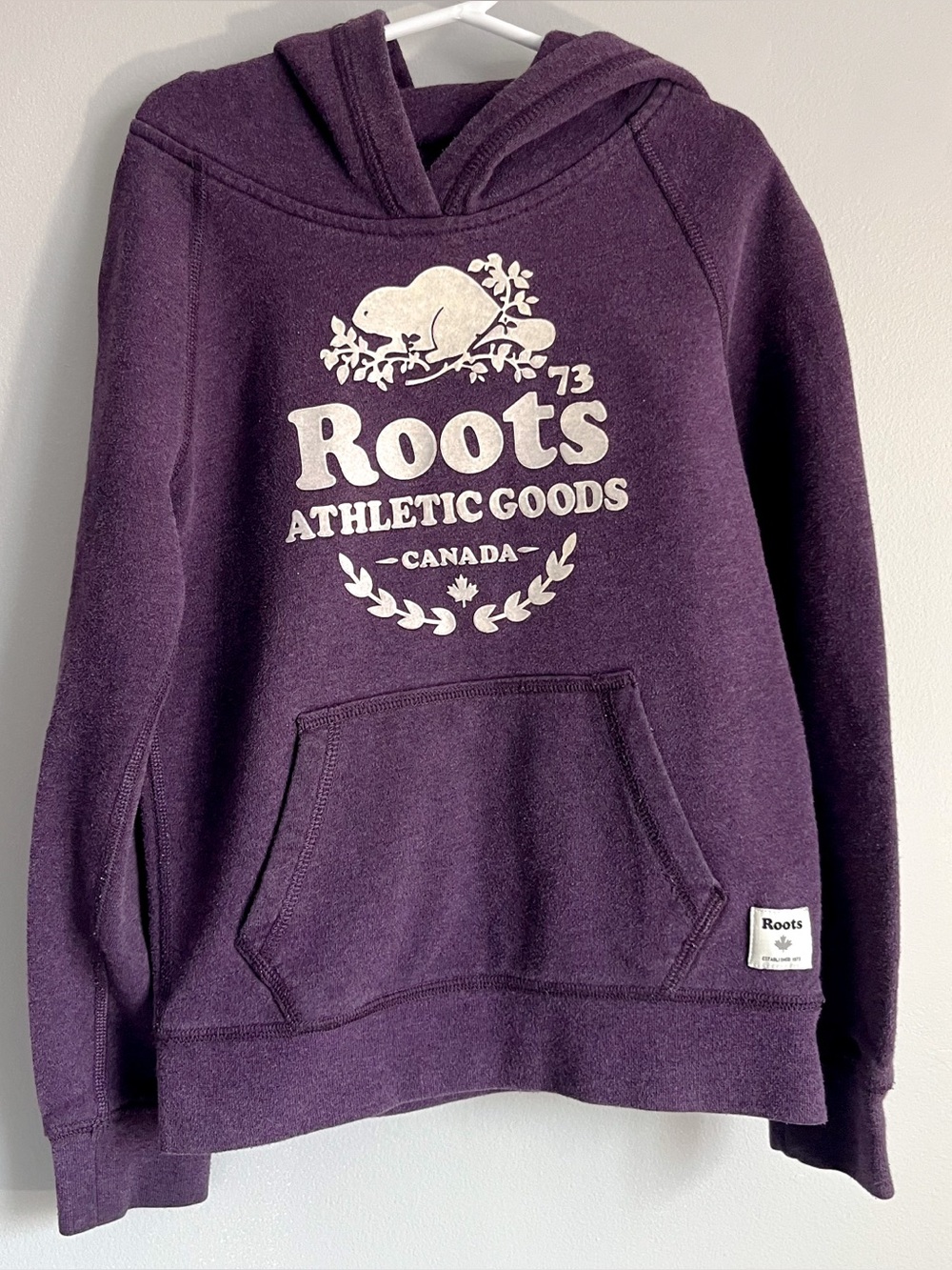 Roots Purple Hoodie - Girls size medium - 7-8 years